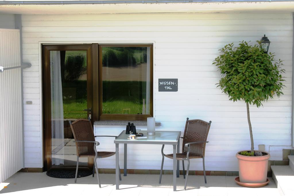 Ferienwohnungen Eifelblick Lutzerath Extérieur photo